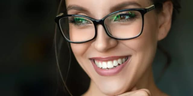 One Fibroblast Skin-Tightening and Wrinkle-Reducing Treatment on Small Area