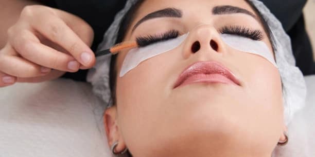 One Full Set of Signature Volume (Mink) Eyelash Extensions