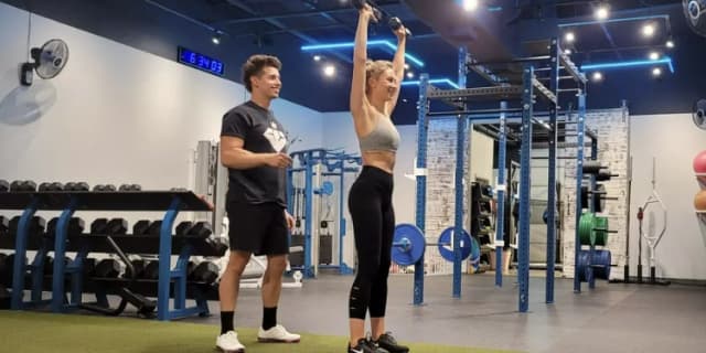 4 Private Workouts + 4 Week Custom Nutrition & Coaching Program