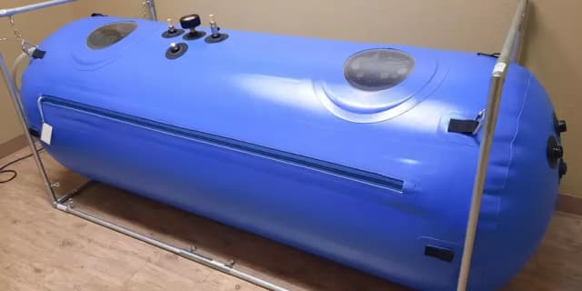 One Hyperbaric Oxygen Mild Chamber Session