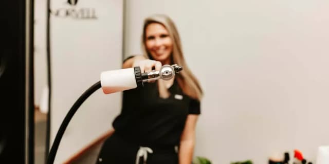 Two Rapid Rinse Airbrush Spray Tanning Sessions