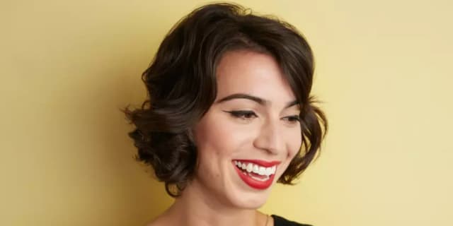 One 60-Minute Facial with Enzyme Peel and Diamond Microdermabrasion