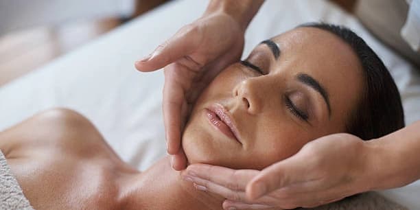 One 45-Minute Introduction Facial Session