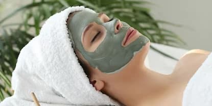 Dunia's Seasonal Facial with Dermaplaning