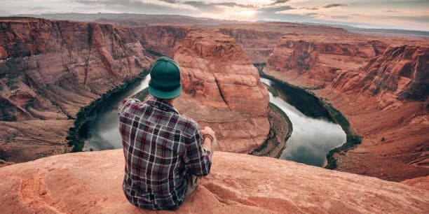 4 People: Arizona Wonders Public Day Tour (Antelope Canyon & Horseshoe Bend)
