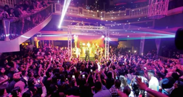 Dinner at Zari + Party Bus + Exchange Nightclub