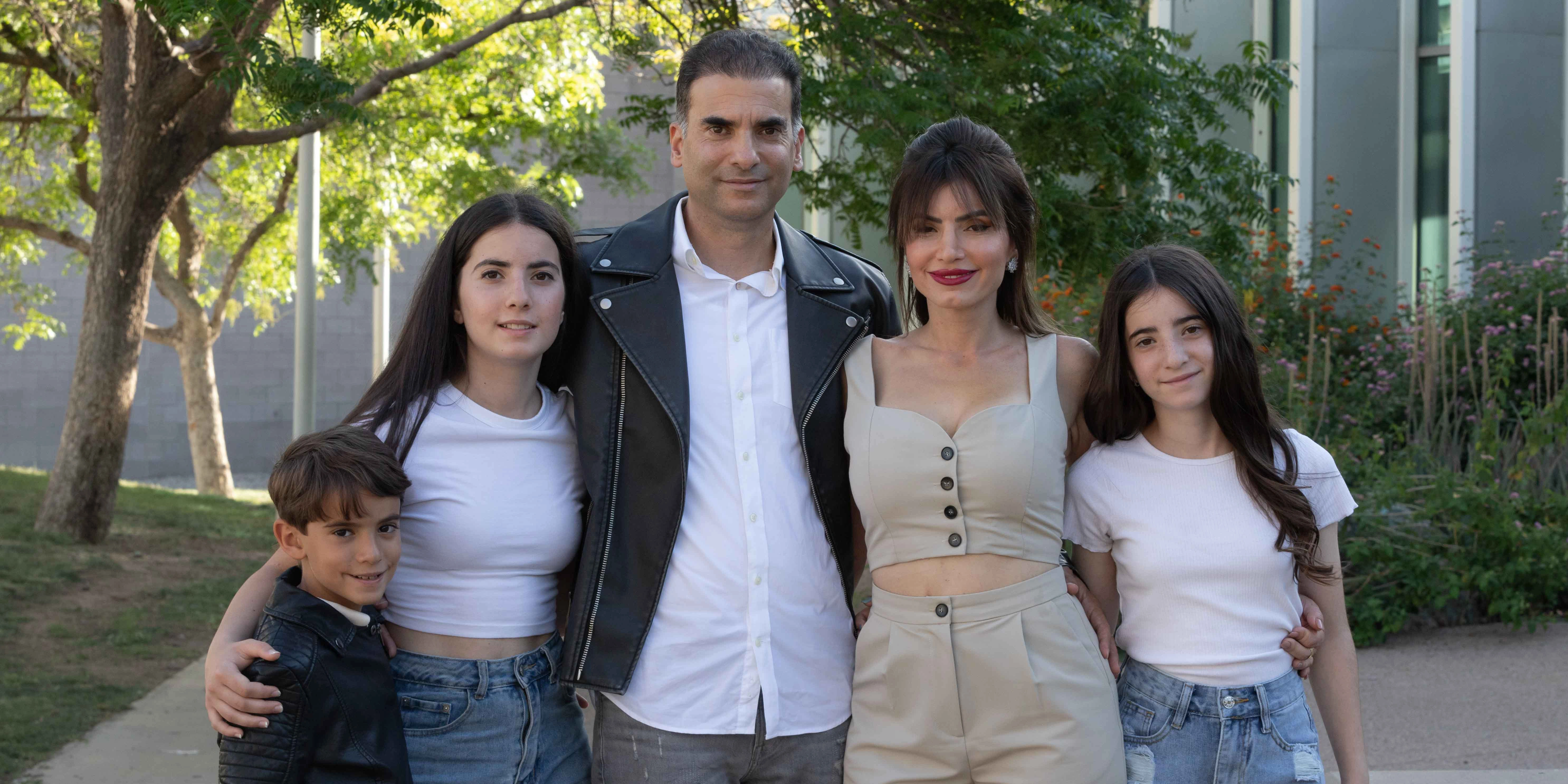 90-Minute Outdoor Photography Session with Photo Package