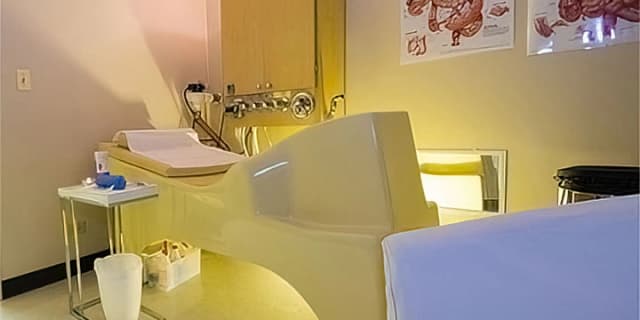 One Colon Hydrotherapy Session - Open System Colonic Treatment