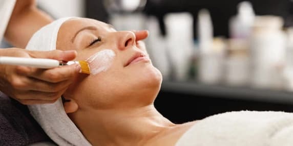 60 Minute Vitamin C Facial