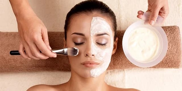 Hawaiian Hydration Facial with Energizing Eye Treatment