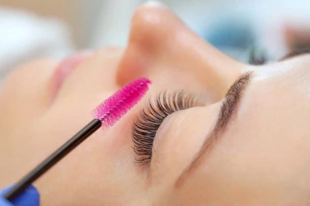 One Eyelash Lift