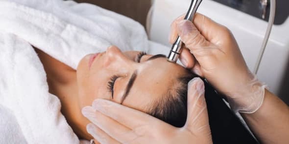 Microdermabrasion diamond treat with Oxygen Nourishing Therapy and HF