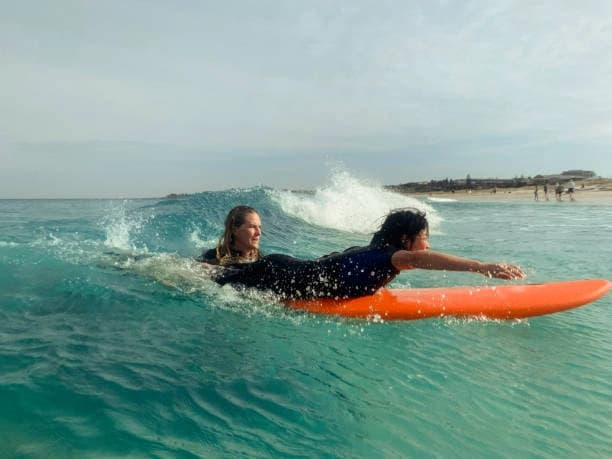 Personalized One-on-One Surf Lesson for 1 Person