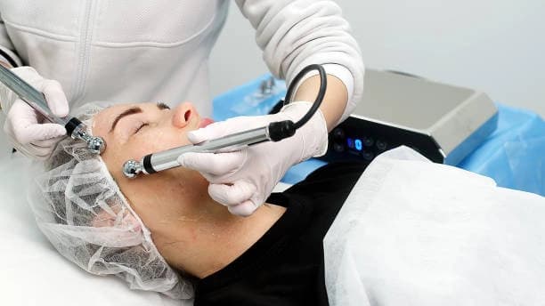 Two Laser Lipo Sculpt and Two Ultrasonic Fat Reduction and Two Therma Lift Skin Tightening Treatments