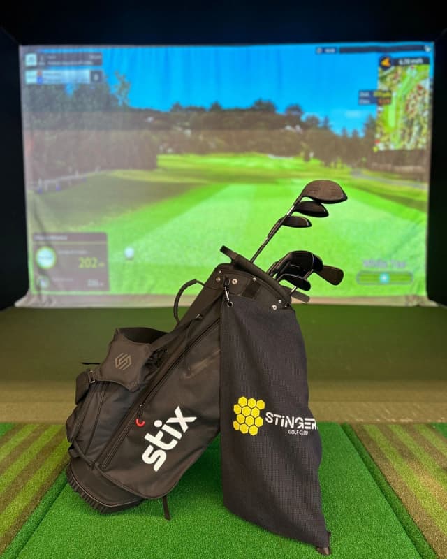 2 Hours on the Golf Simulator for up to 6 People