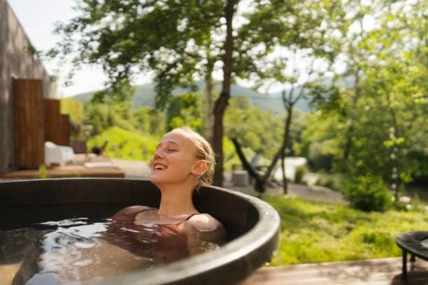 Three Sessions of Sauna and Cold Plunge for One