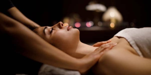 Red Carpet Facial (60-90 mins)