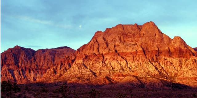 Skyline Helicopter Tours Private Red Rock Canyon Package