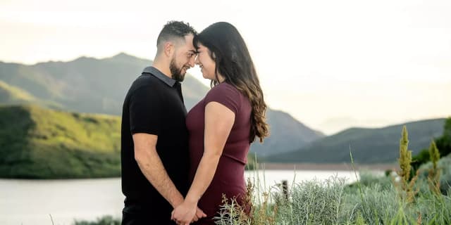 30 Minute Outdoor Engagement Photography Session