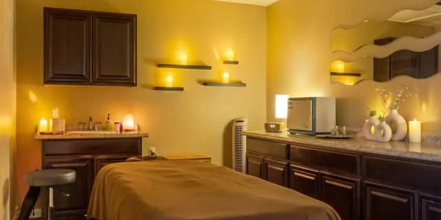 50 Minute Relax and Unwind Massage with CBD