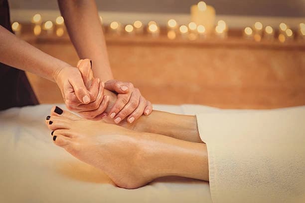60-Minute Custom Foot Reflexology with Sea Salt Soak