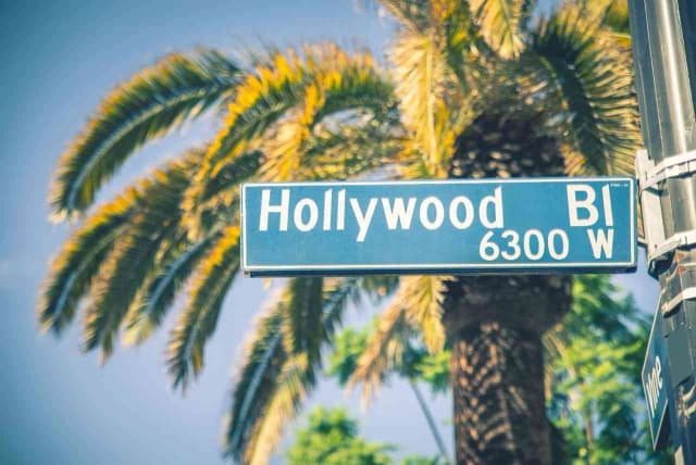 Hollywood Celebrity & Star Homes Self-Guided Driving Tour
