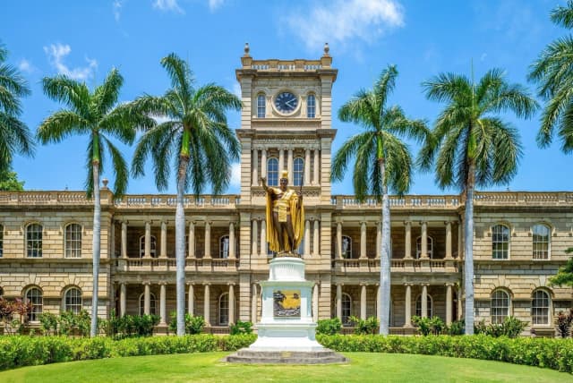 Honolulu City Tour: Self-Guided Walk