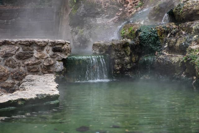Hot Springs National Park: Self-Guided Driving And Walking Tour Bundle