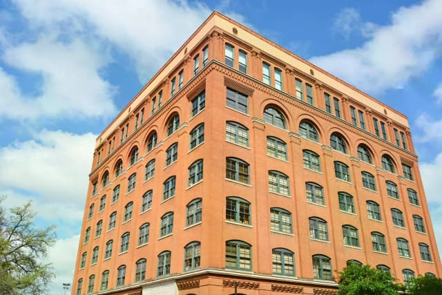 JFK Assassination Tour: Self-Guided Drive