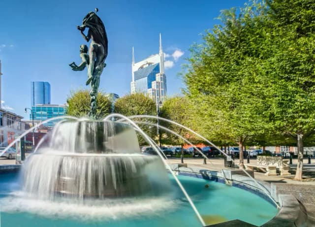 Nashville Self-Guided Walking Tour