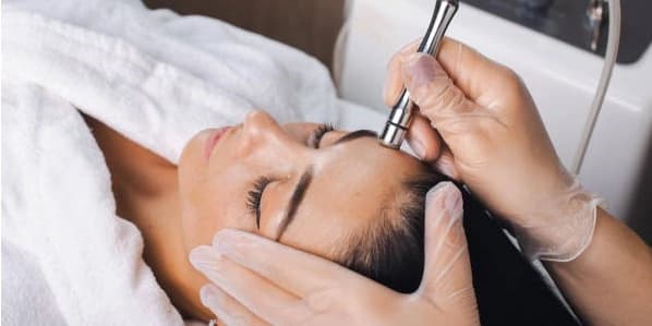 HydraWater Dermabrasion Treatment