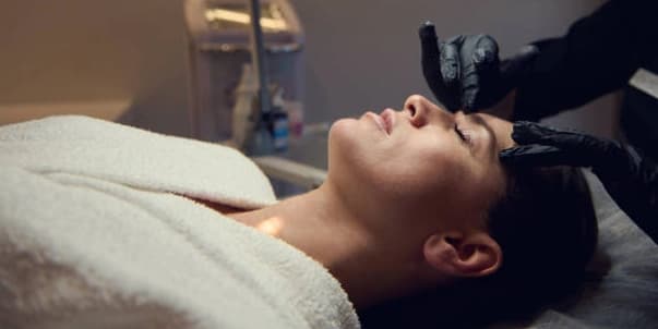 One Vascupen Treatment (Upper Chest and Above Only)