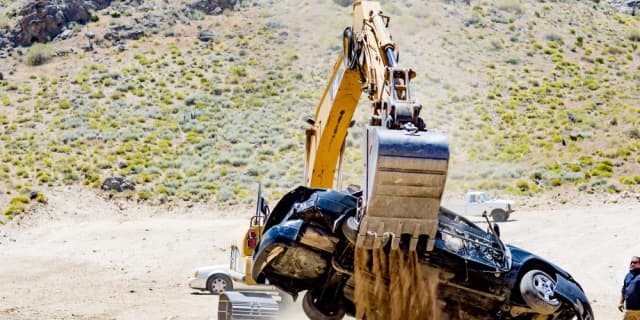 Excavator Smash & Grab