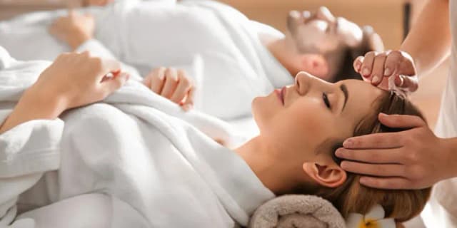 90 Minute Couple Massage with Coconut oil and Free Hot Stones