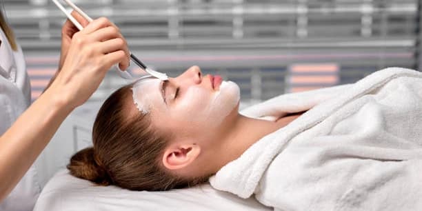 80 Minutes Dermaplane Facial
