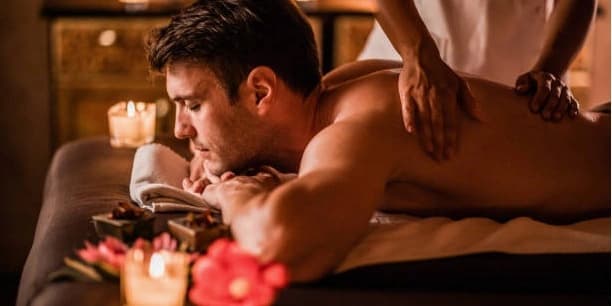 60 Minutes Swedish Deep Tissue Combo with Aromatherapy and Back Scrub