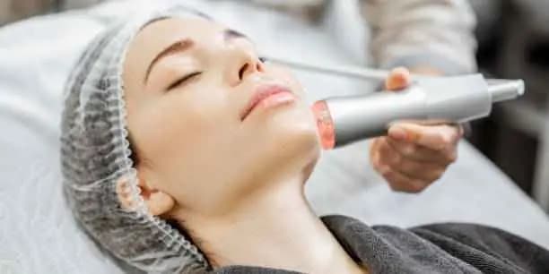 60-Minute Perfect Holistic Facial