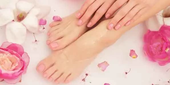 Signature Spa Pedicure