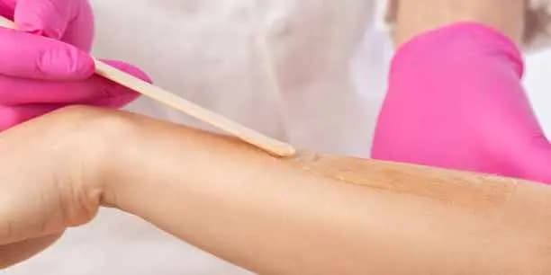 Women's Half Arms Wax