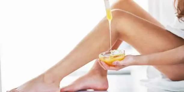 Women's Full Legs and Brazilian Bikini Wax