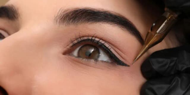 Eyeliner Permanent Makeup (3 Hour)