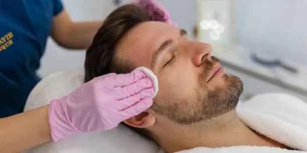 60-Minute Men's Classic European Facial
