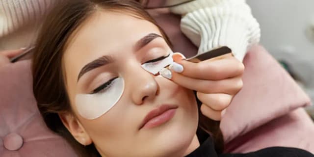 Classic Full Set of Lashes