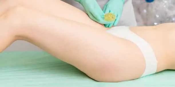 Bikini Wax + Hydrogel Mask