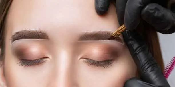 Brow Shape & Tint