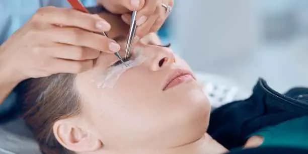 One Full Set of 120 Mink or Sable Eyelash Extensions with 2 Weeks Fill