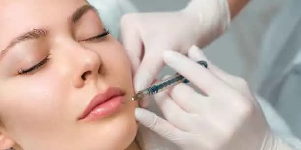 Juvéderm Lip Filler - Full Syringe