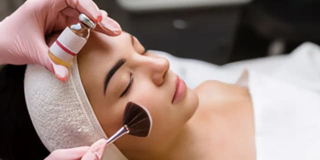 Vitamin C Oxygen Peel Facial