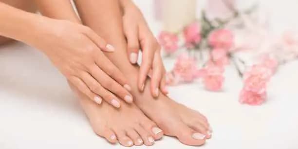 One No-Chip Gel Manicure and One Classic Pedicure
