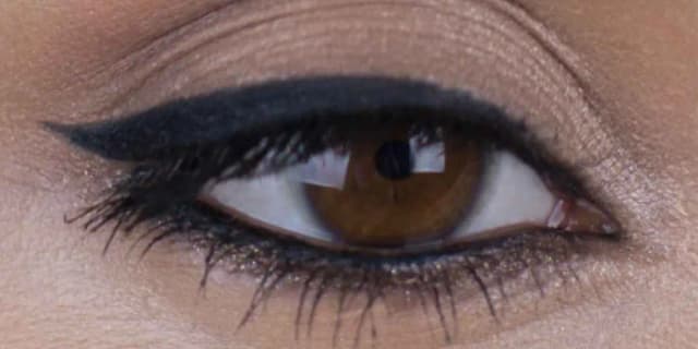 Permanent Makeup Eyeliner Enhancement